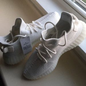 Adidas Yeezy Boost 350 V2 Triple White